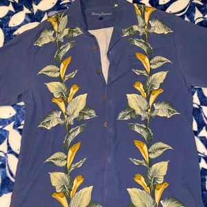 L Tommy Bahama silk Hawaiian Shirt